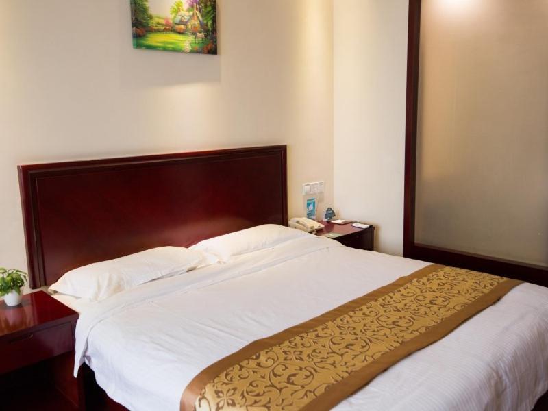 Greentree Inn Anhui Guangde Zhongyang Lecheng Business Hotel Eksteriør bilde